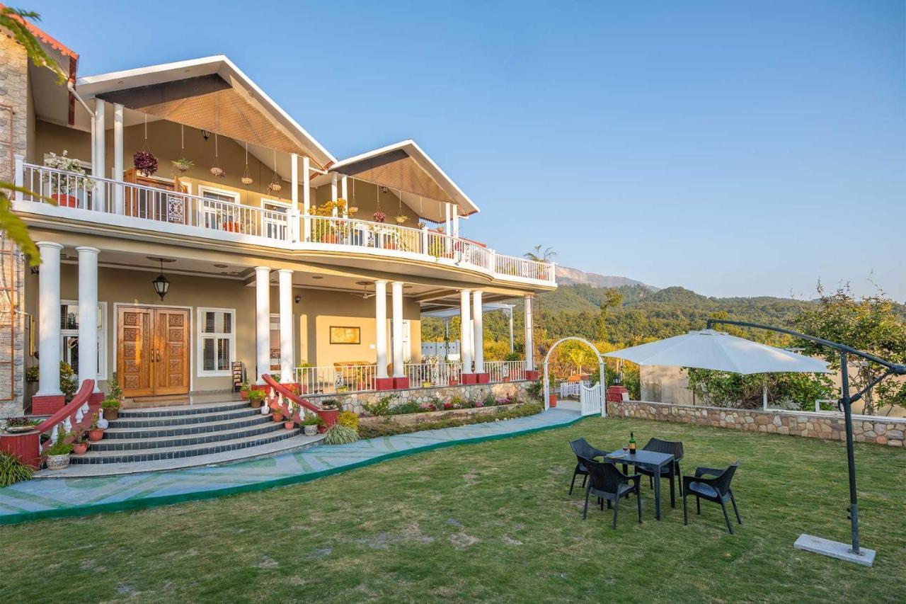 Stayvista At Silveroaks Cottage Dehradun Esterno foto