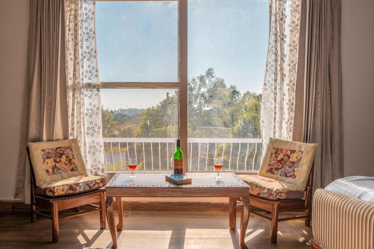 Stayvista At Silveroaks Cottage Dehradun Esterno foto